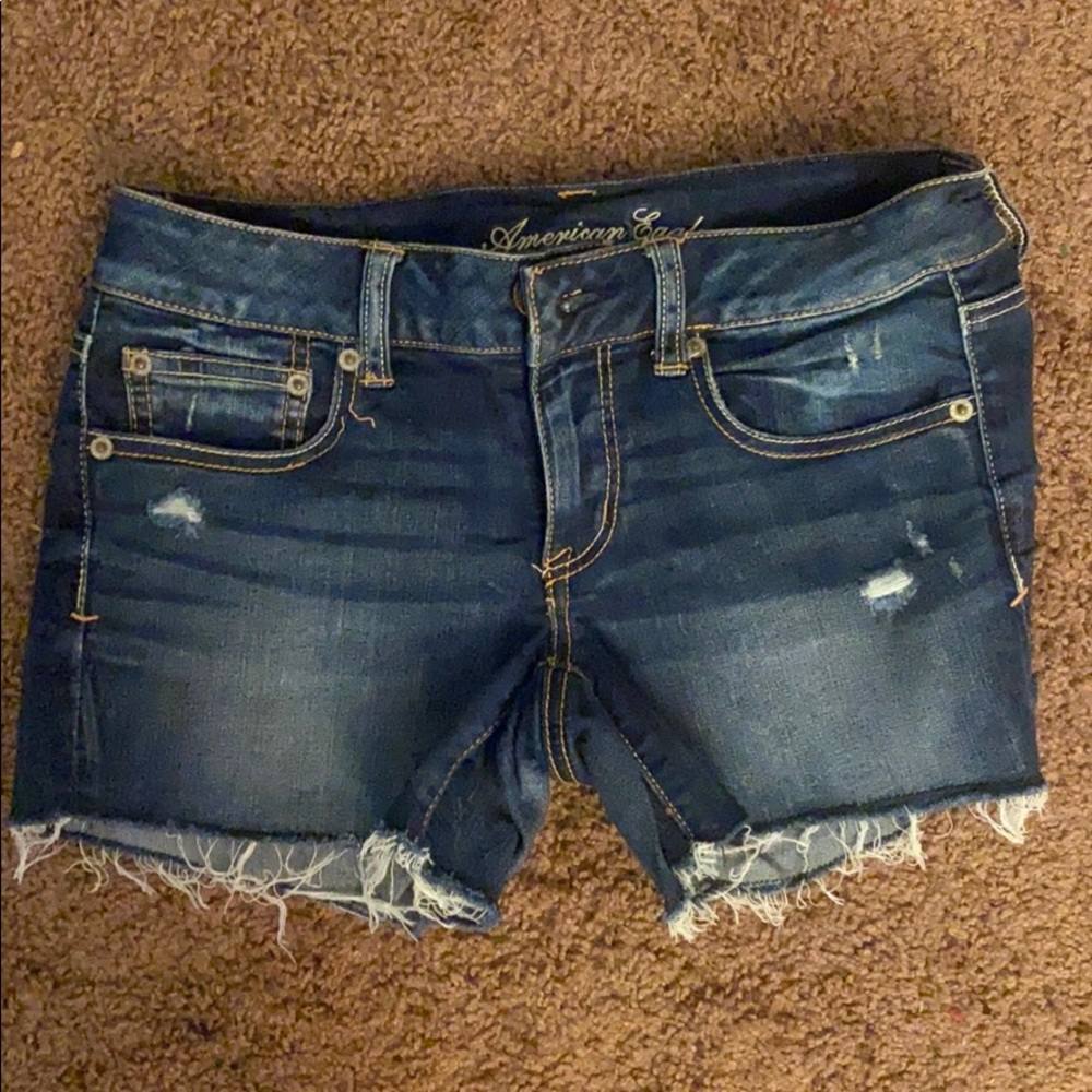 American Eagle Super Stretch Distressed Shorts Sz6